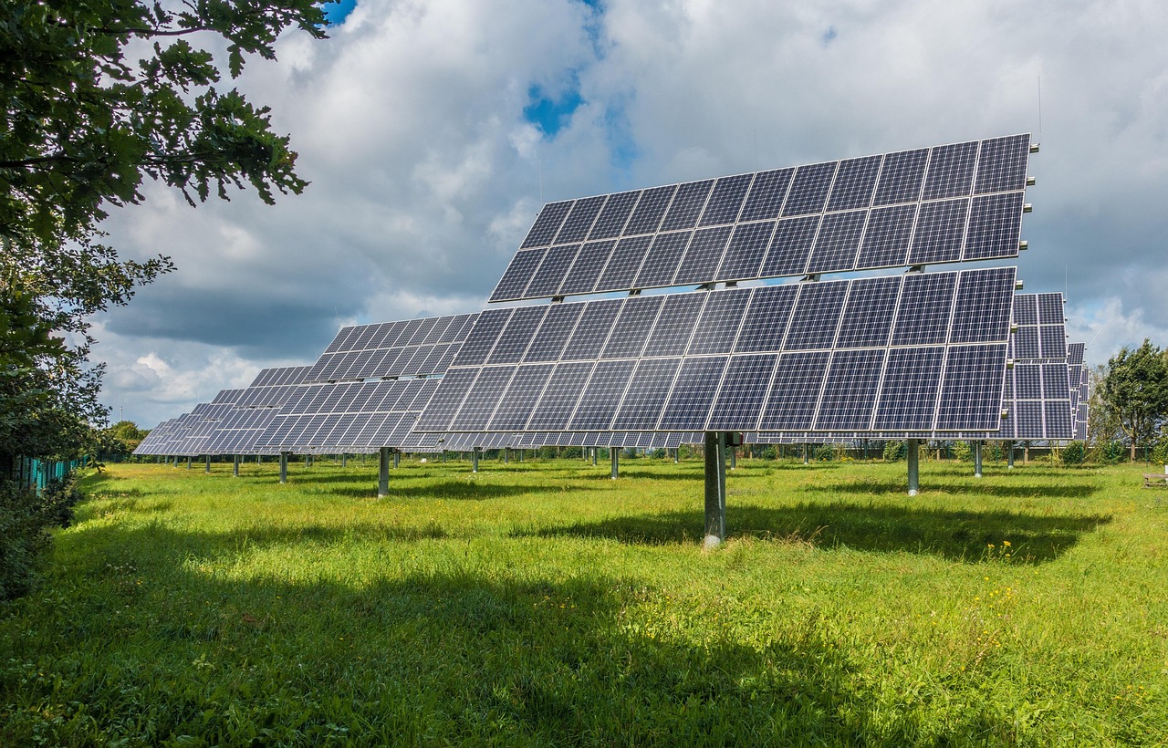 Huishouden met geavanceerd energiemanagement systeem.